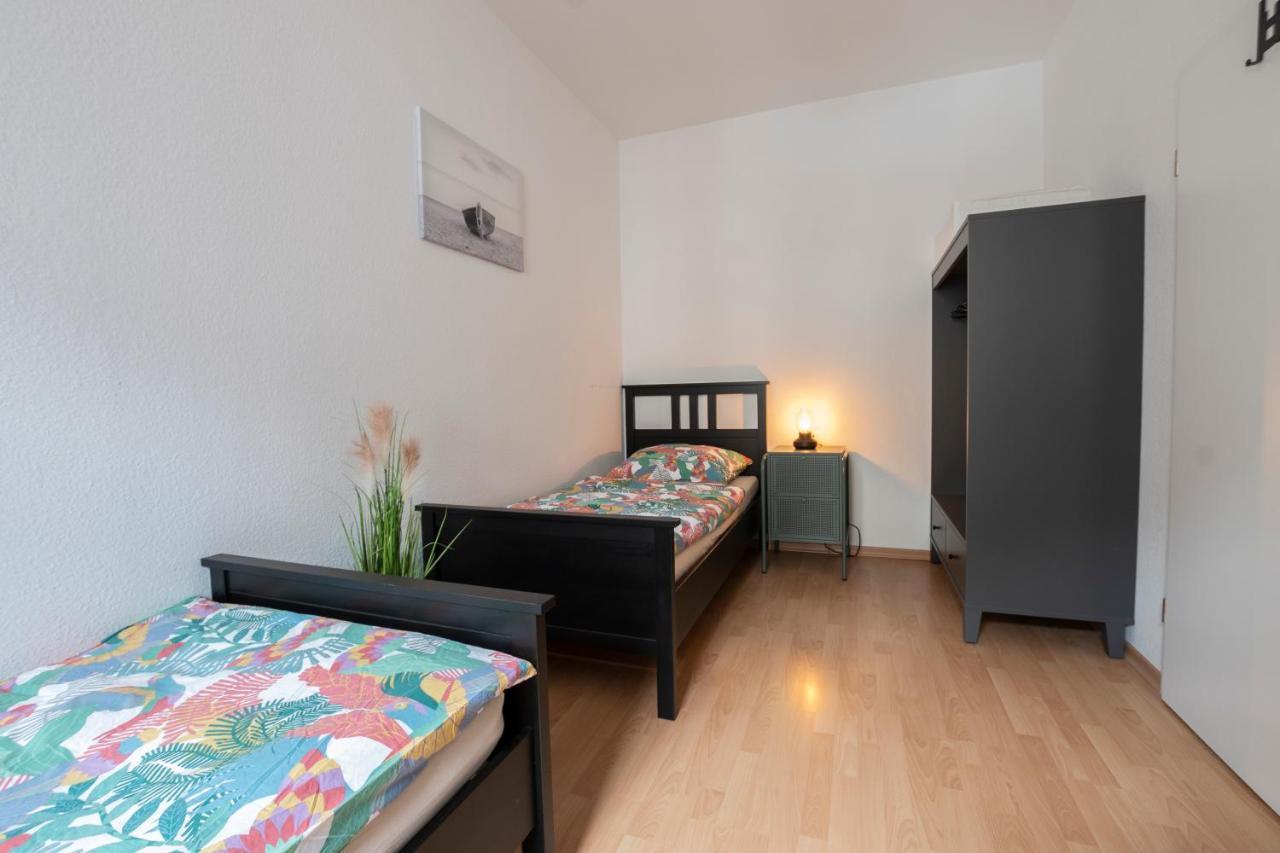 Zwickau Mittendrin, Tolles Balkon-Apartment Екстер'єр фото