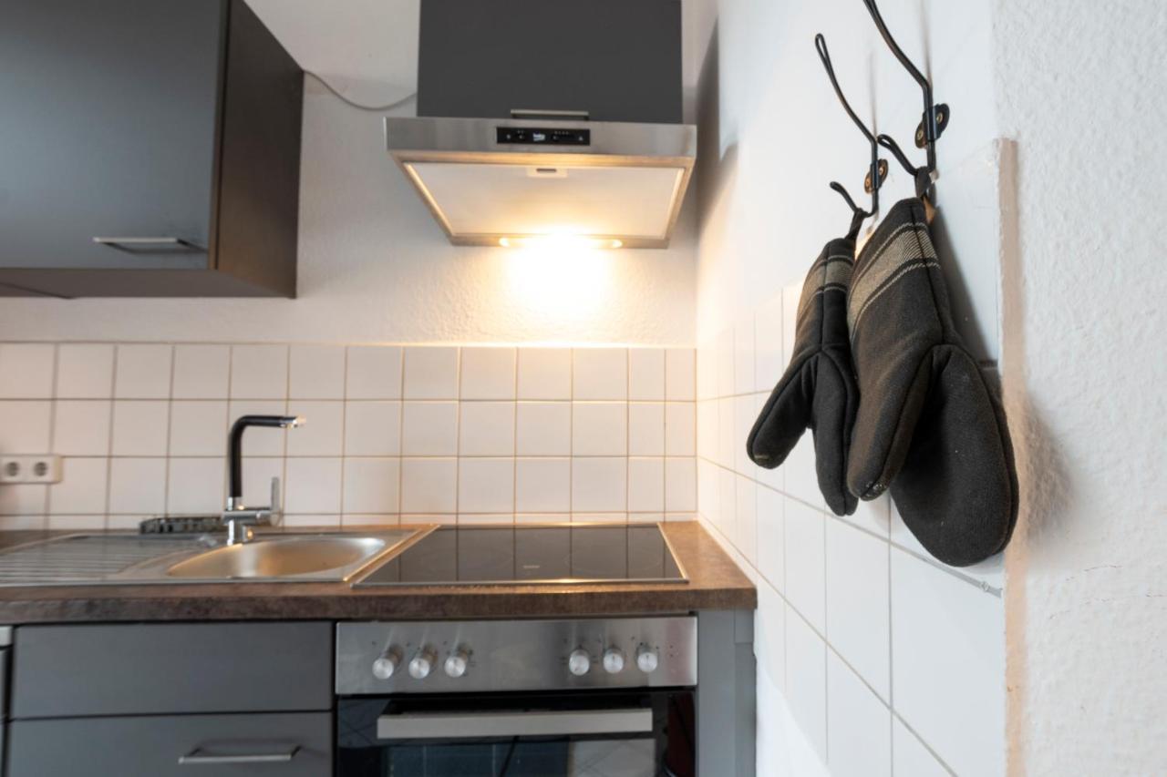 Zwickau Mittendrin, Tolles Balkon-Apartment Екстер'єр фото